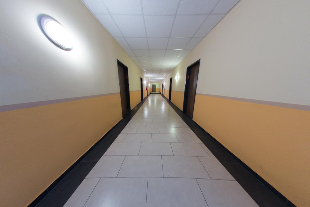 Hollis Rast Hotel Sangerhausen Buitenkant foto